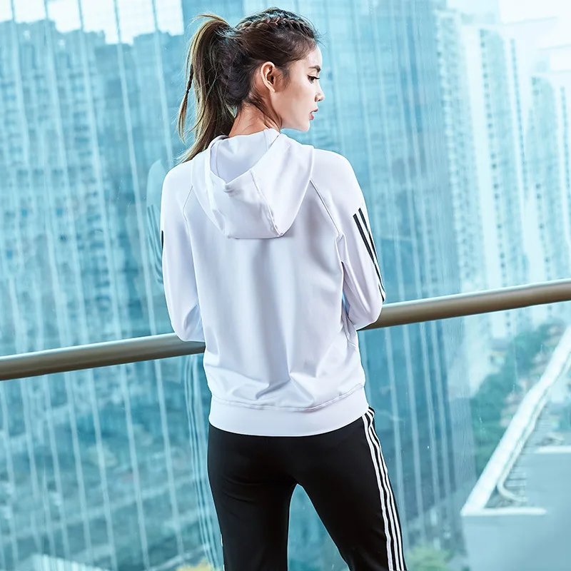 Женский спортивный костюм комплект из двух предметов топы и штаны одежда дышащие