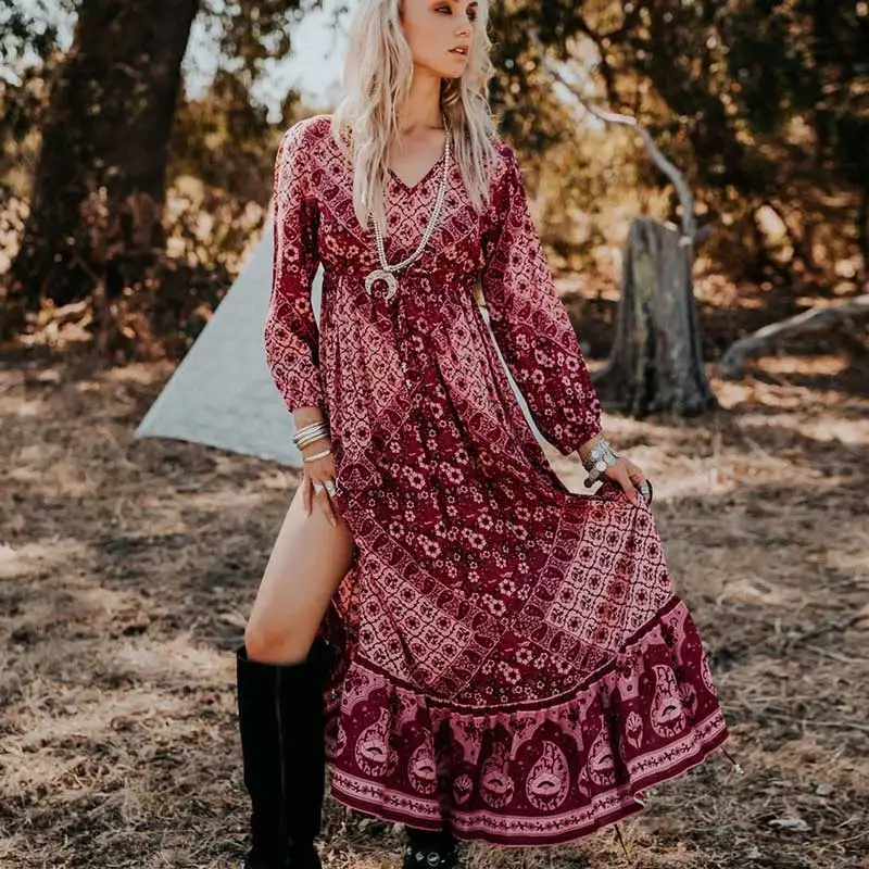 Богемный Вдохновленный клубничный принт вискозное Макси платье бохо с v образным