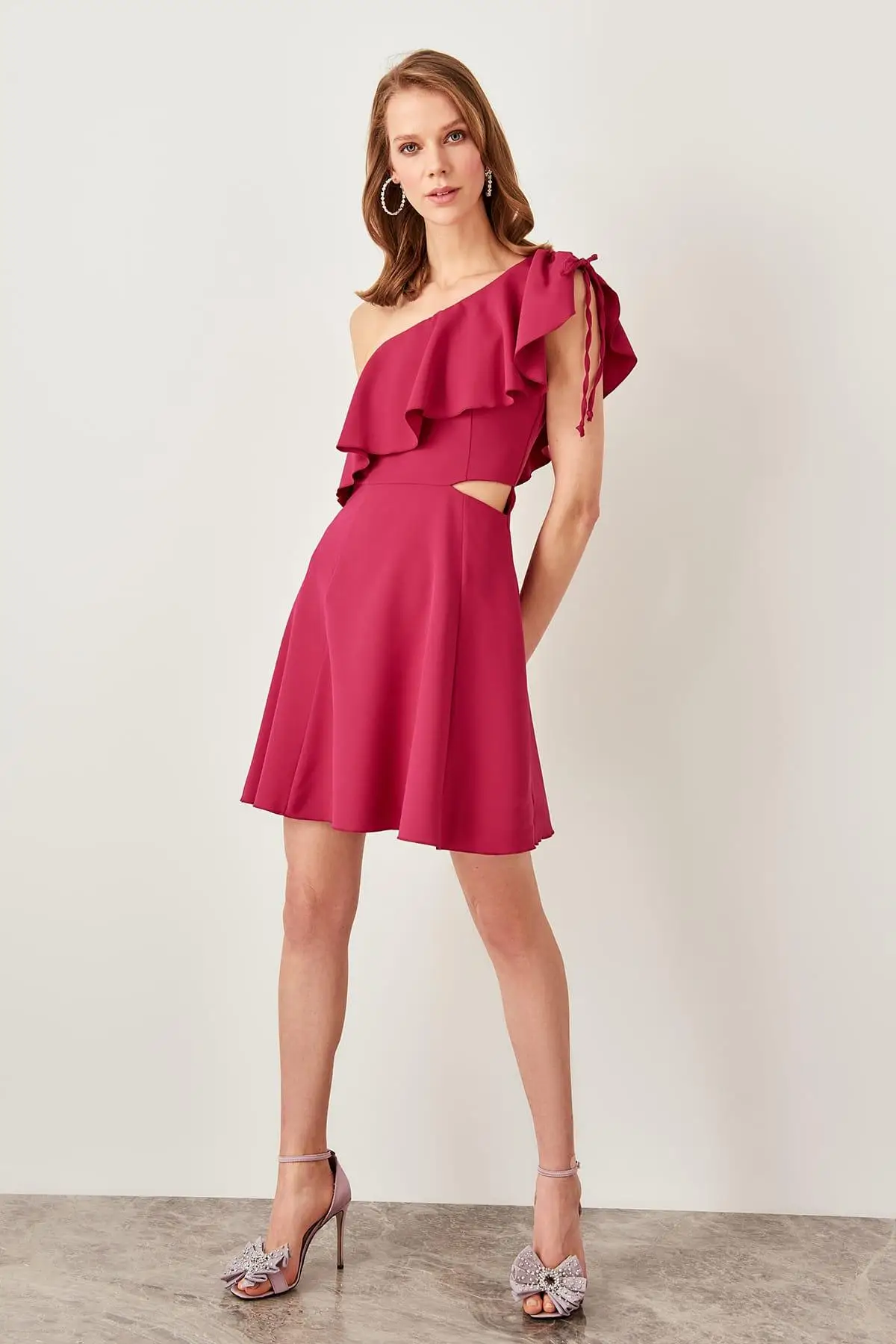 Trendyol фуксия платье с оборкой TPRSS19FZ0257|Женские платья| |