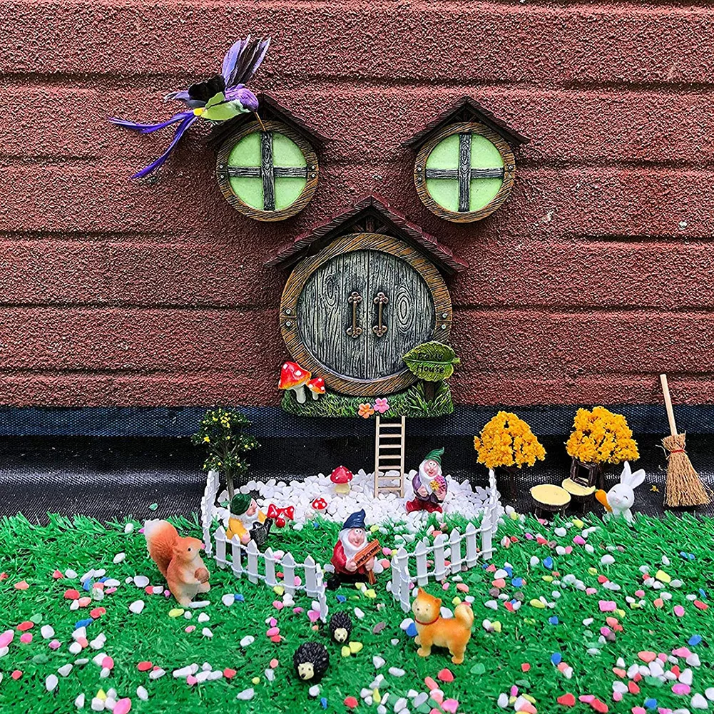 

Miniature Fairy Gate Dwarf Resin Window Door for Tree Gnome Courtyard Sculpture Creative Yard Garden Decor Ornaments