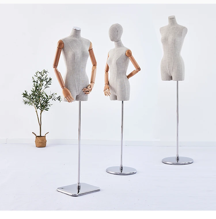 

Новое поступление тканевых женских моделей одежды, манекен, магазины показывают Манекен по акции