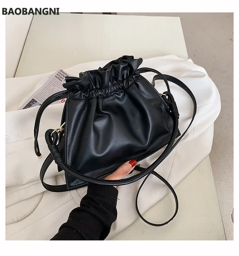 Summer High-quality Portable Bucket Bag New Trendy Messenger Bag Wild Simple Shoulder Bag Female