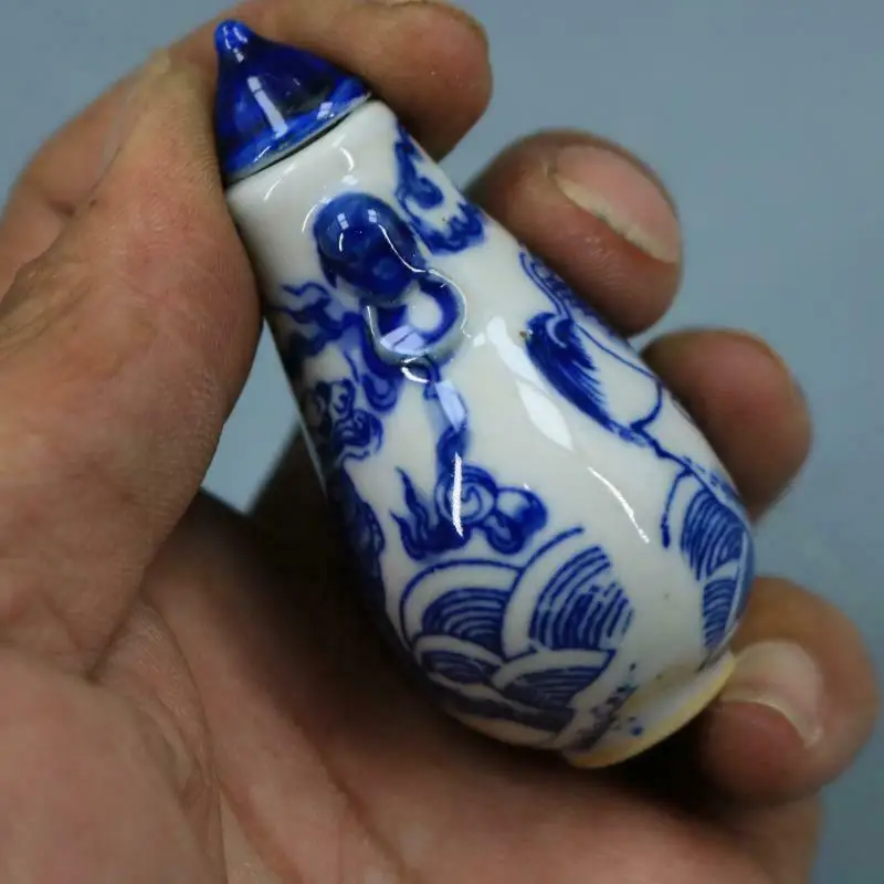 Китайский Синий и белый фарфор Qing Kangxi Kylin дизайн табак бутылка 2 56 дюймов - купить