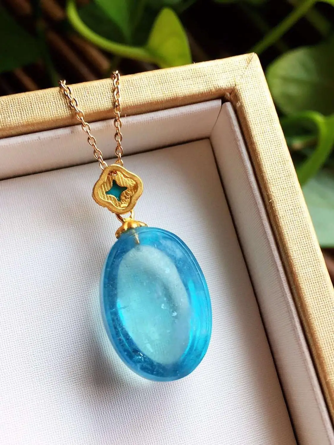 

Natural Blue Aquamarine Pendant Women Men Gift Oval Shape Stone 18K Solid Gold Crystal Necklace Pendant 22x16x12mm AAAA