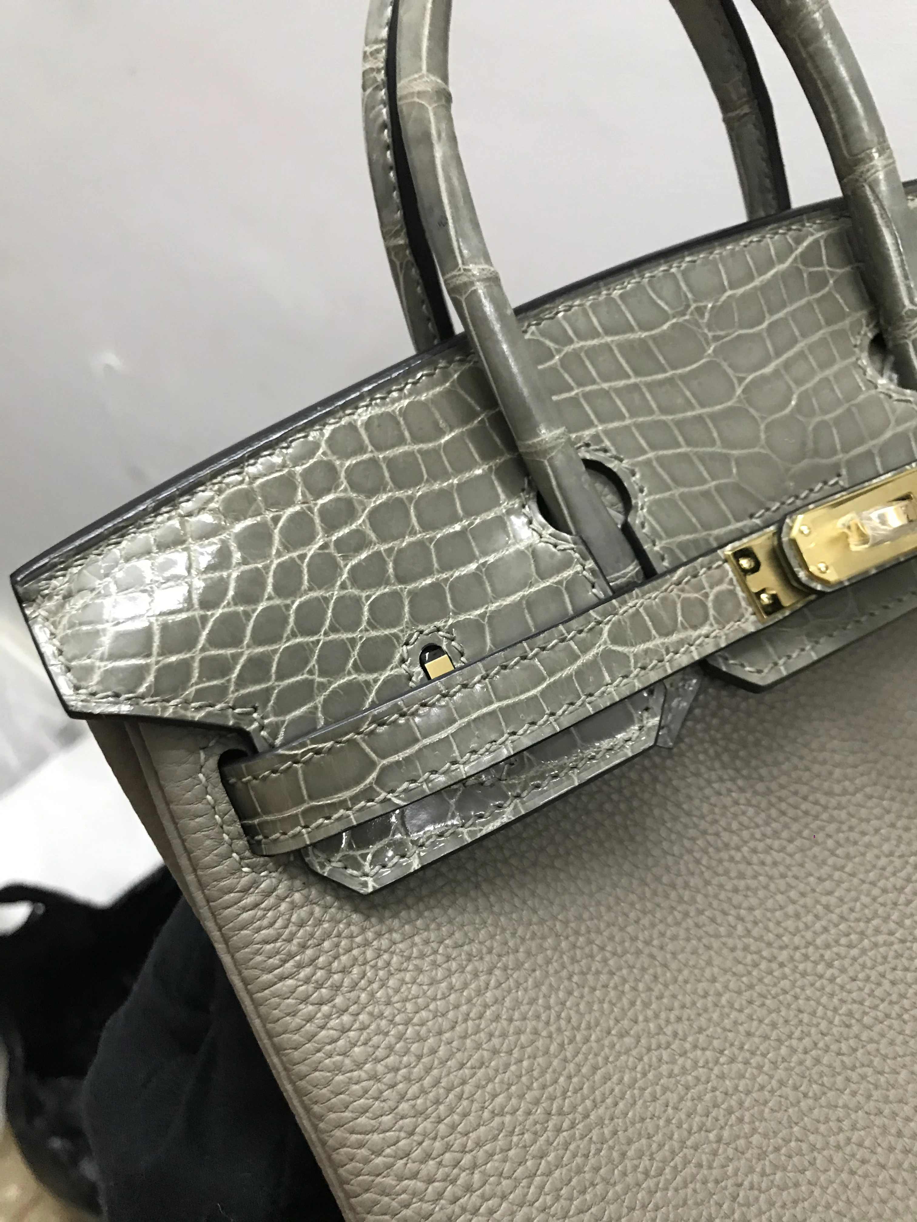 

Fully HANDMADE BRAND Handbag,25CM,Gris Asphalt Crocodile with TOGO Leather,Luxury purse,Wax line stitiching,Fast delivery
