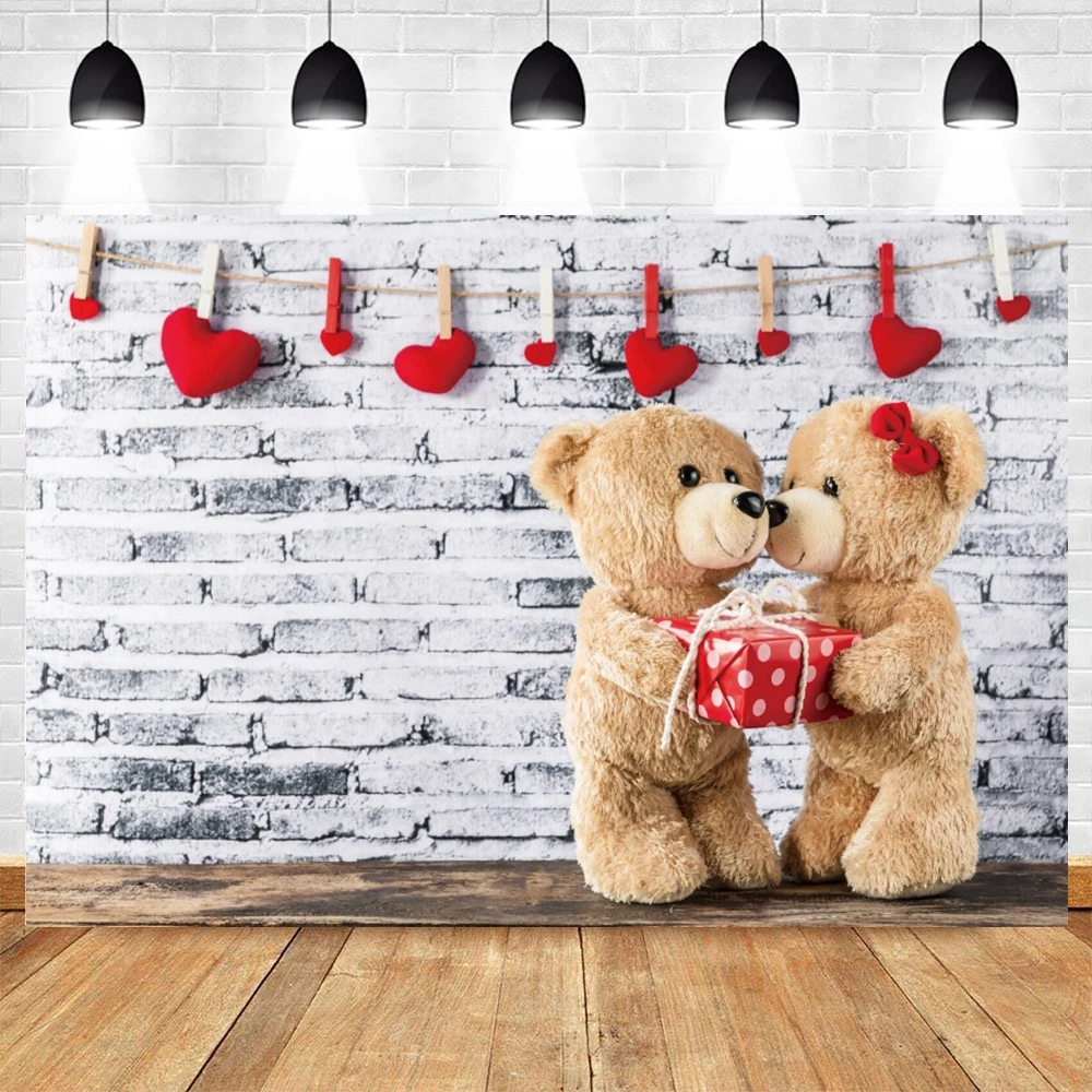 

Фон для фотосъемки на День святого Валентина с изображением белого кирпичной стены и медведя