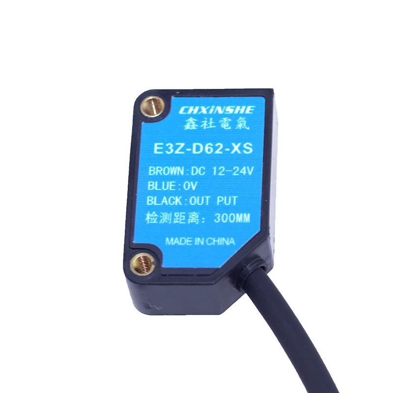 

Xin Club Diffuse Photoelectric Switch Square Sensor Inductive Switch E3Z-D62-XS Anti-Frequency Converter Interference