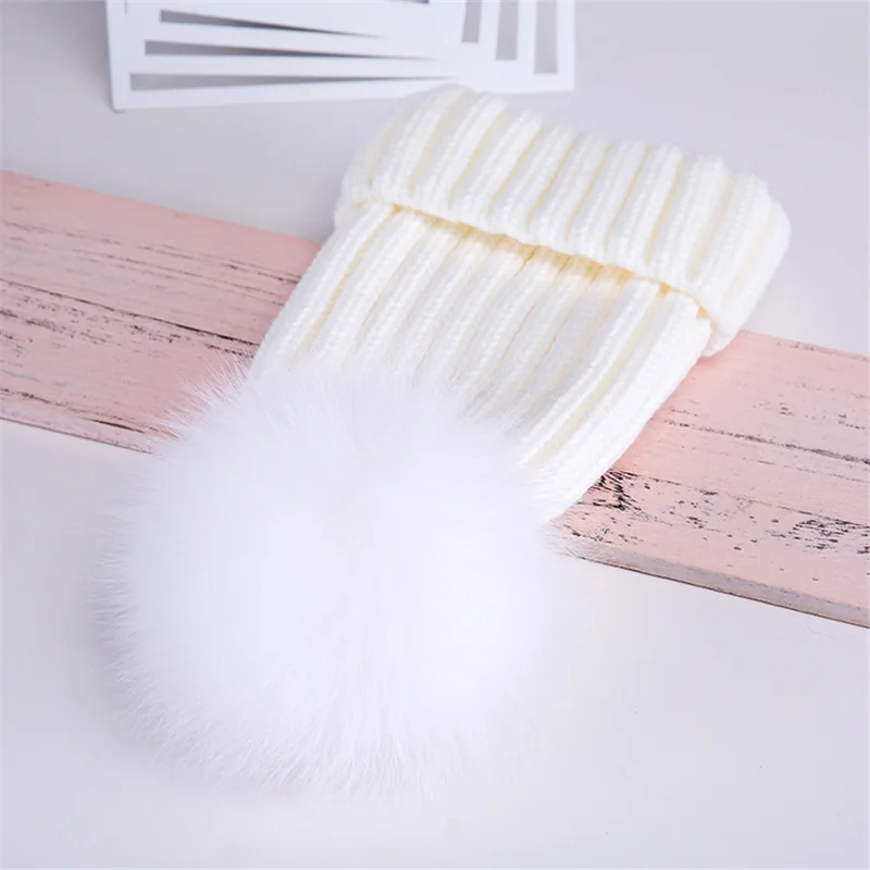 

Female autumn and winter oversized warm real raccoon fox fur ball wool hat winter fur knitting hedging parent-child hat