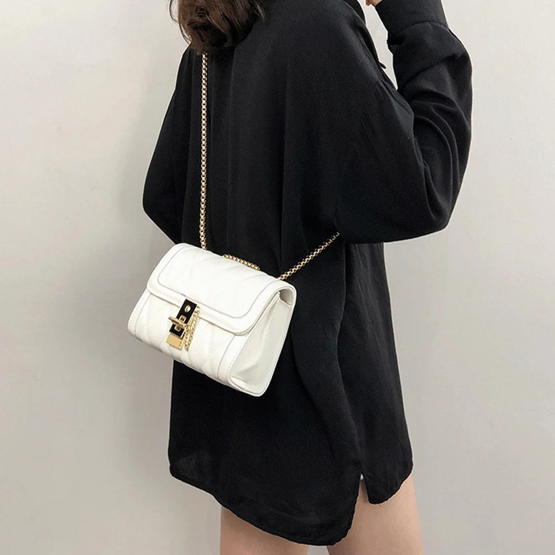 

European Style Small Square Bag Fashion PU Rhombic Shoulder Bag Black And White Metal Chain Messenger Bag Simple Female Handbag