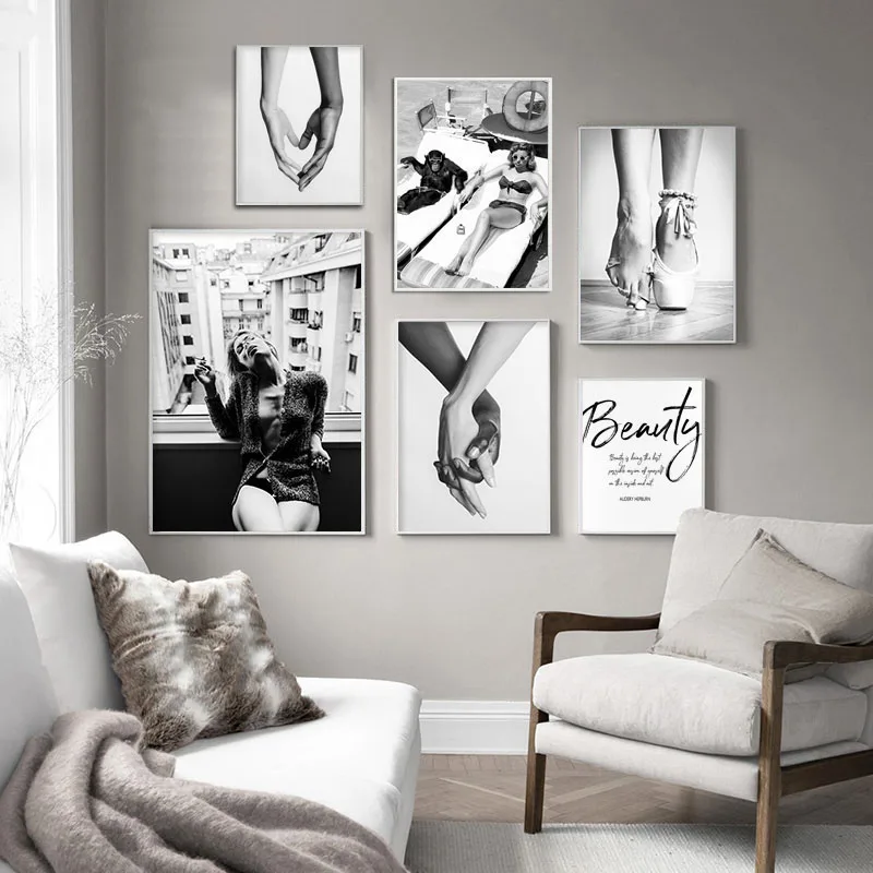 

Black White Sexy girl Wall Art Canvas Painting Fashion Hands Posters Wall Pictures For Livingroom Home Decor No Frame