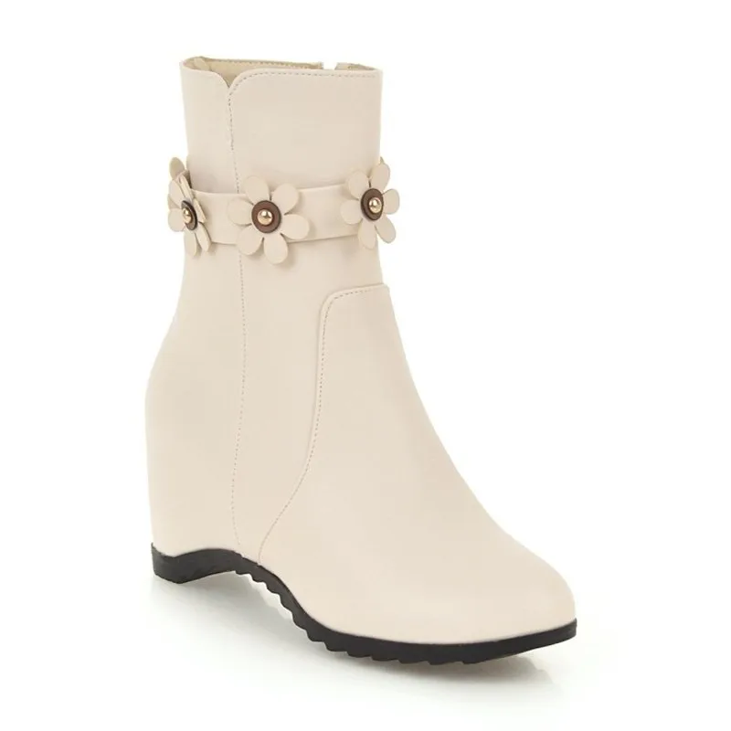 Женские ботинки на среднем каблуке черные розовые или бежевые теплые