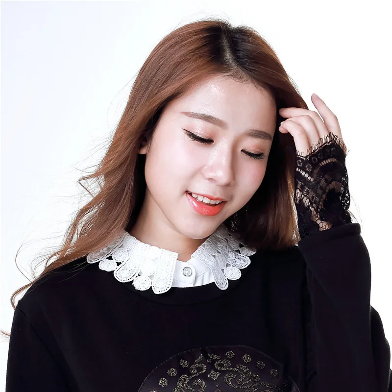 

New Chiffon Versatile Fake Collar Autumn and Winter Fresh Literature Art Hollow Out Lace Top Shirt Women White Shirts