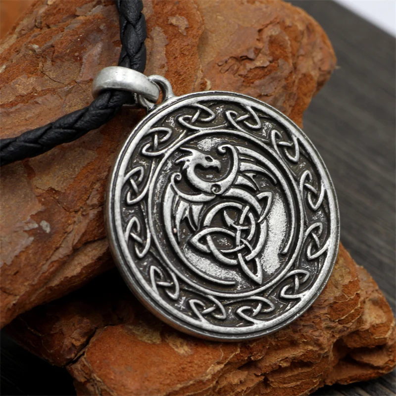 

Hip Hop Rock Personality Creative Celtic Dragon Pendant Vintage Fashion Punk Viking Men's Necklace Jewelry Accessories Wholesale