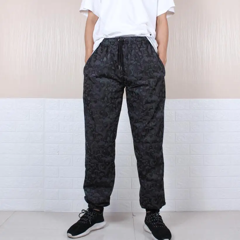 

Fall 2020 cartoon mushroom printing color reflective hip-hop feet pants pants men