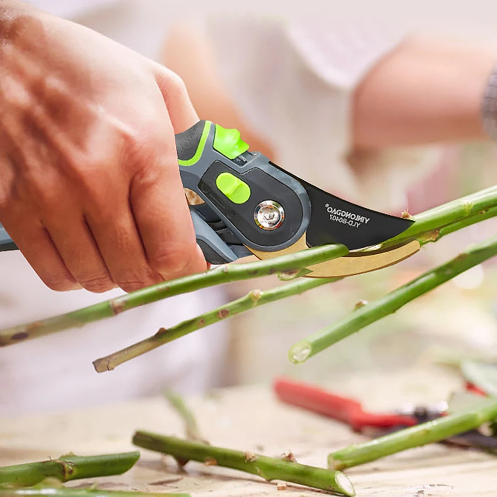 Садовые ножницы для обрезки растений | Инструменты