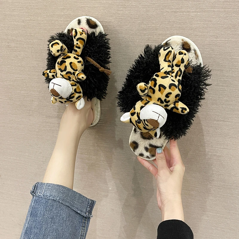 Cartoon Tiger Plush Slippers Autumn and Winter Fashion All-match Outer Wear Flat-bottomed Cotton Slippers Plush slippers animals