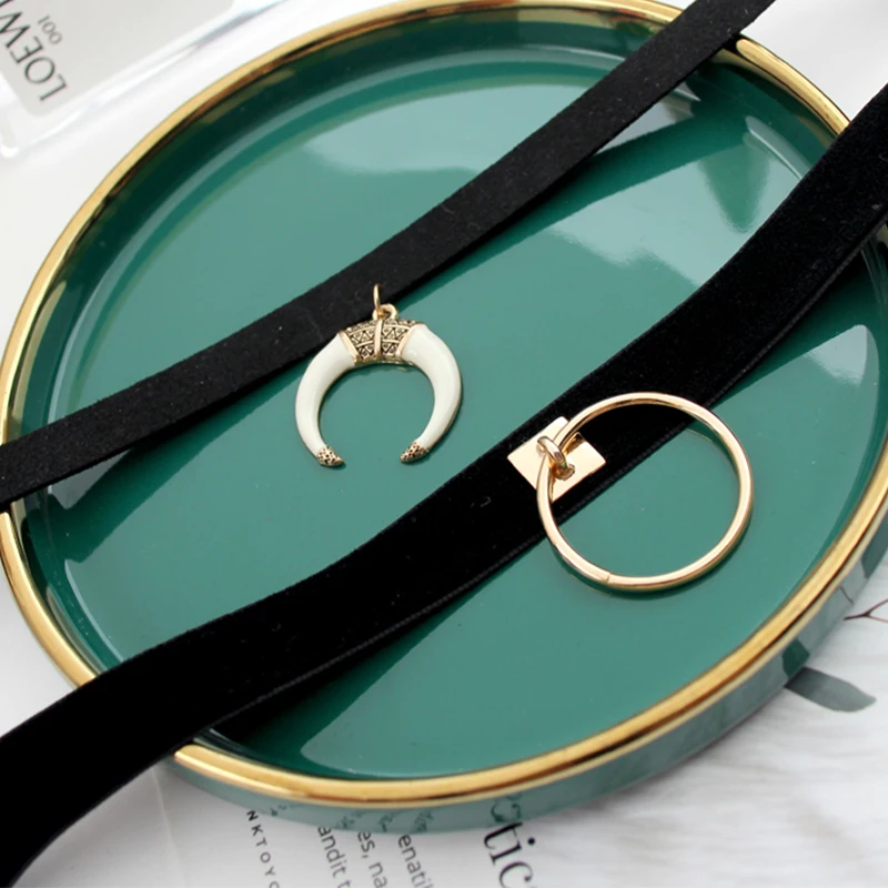 

New Gothic Punk Black Velvet Crescent Moon Hoops Charms Pendant Choker Necklace for Women Girls Short Necklace Collar Jewelry