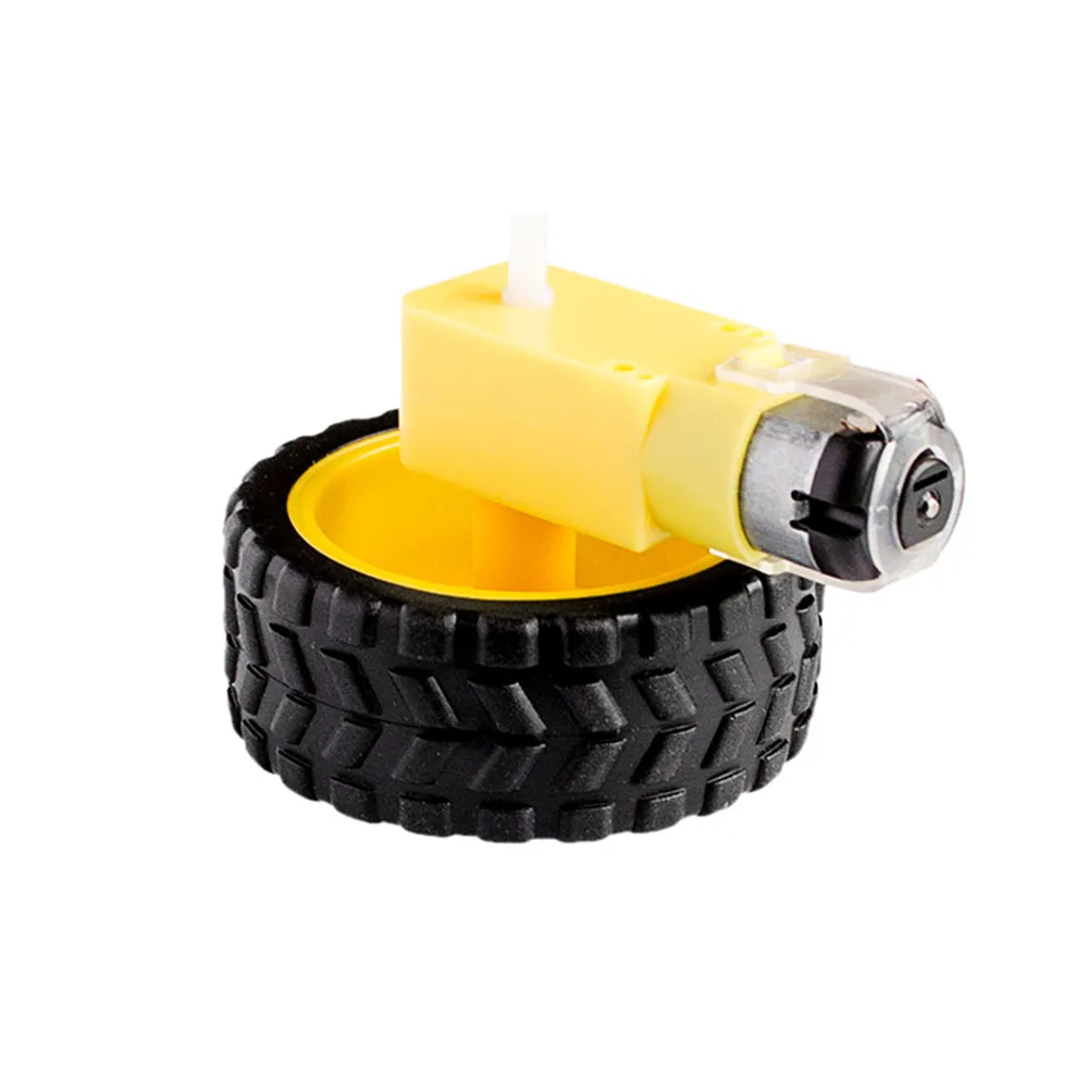 Электрический двигатель постоянного тока с пластиковым колесиком для