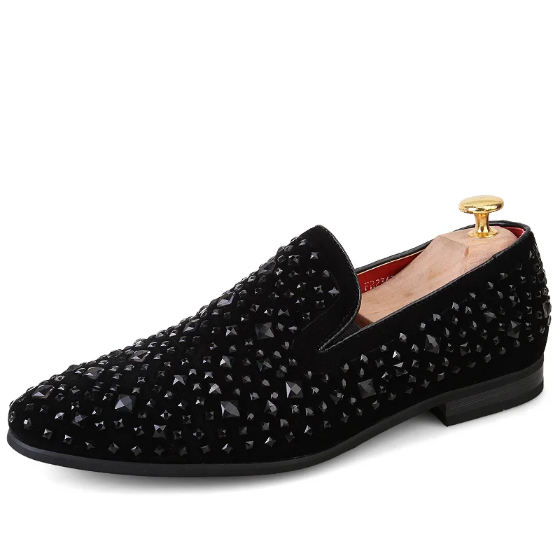 

Black New Brand Mens Loafers High Quality Casual Men Shoes 2021 Fashion Party Youth Trendy Slip on Leather Leisure Rivets Shoes