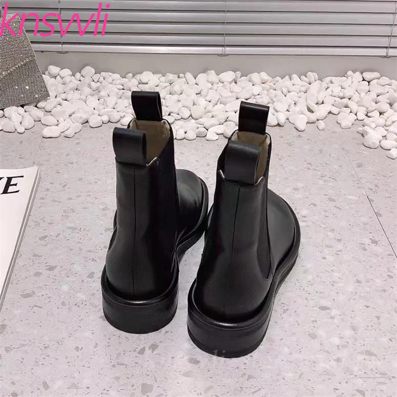 Осенние Новые короткие ботинки женские из натуральной кожи на плоской подошве