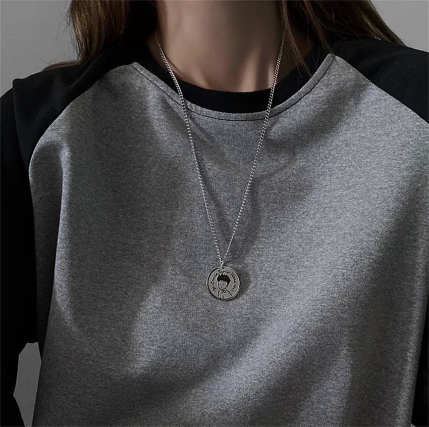 

Le Petit Prince Pendant Necklace Round Coin Simple Fashion Fairy Tale Polishing Titanium Steel Necklace For Gift