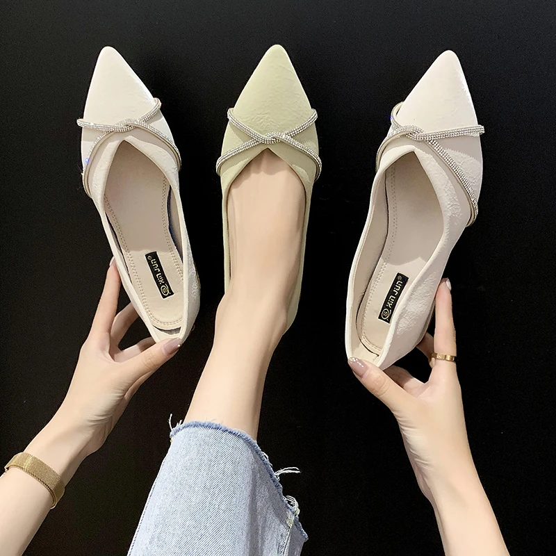 

Shoes Woman 2021 Low Heels Tennis Female Modis Flats Slip-on Crystal Pointed Toe Casual Sneaker All-Match Soft New Breathable Su