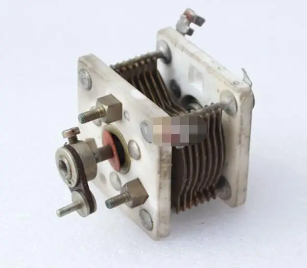 

Disassemble the Machine Around 30PF-85PF Variable Capacitor Adjustable Capacitor
