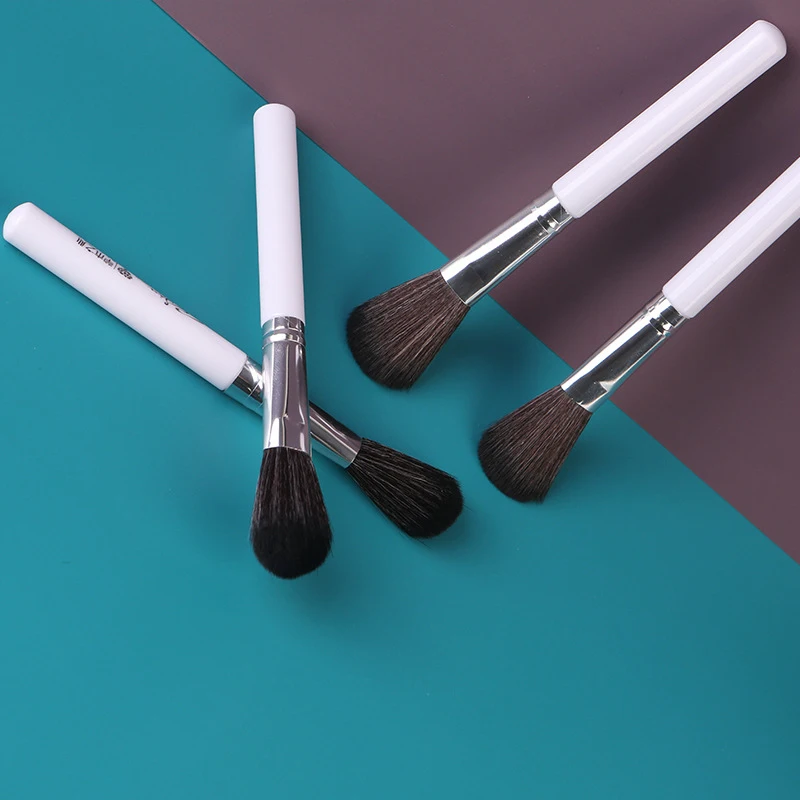 

1Pcs Professional Makeup Brushes Foundation Blush Loose Powder Blending Cosmestic Brush Beauty Makeup Tools