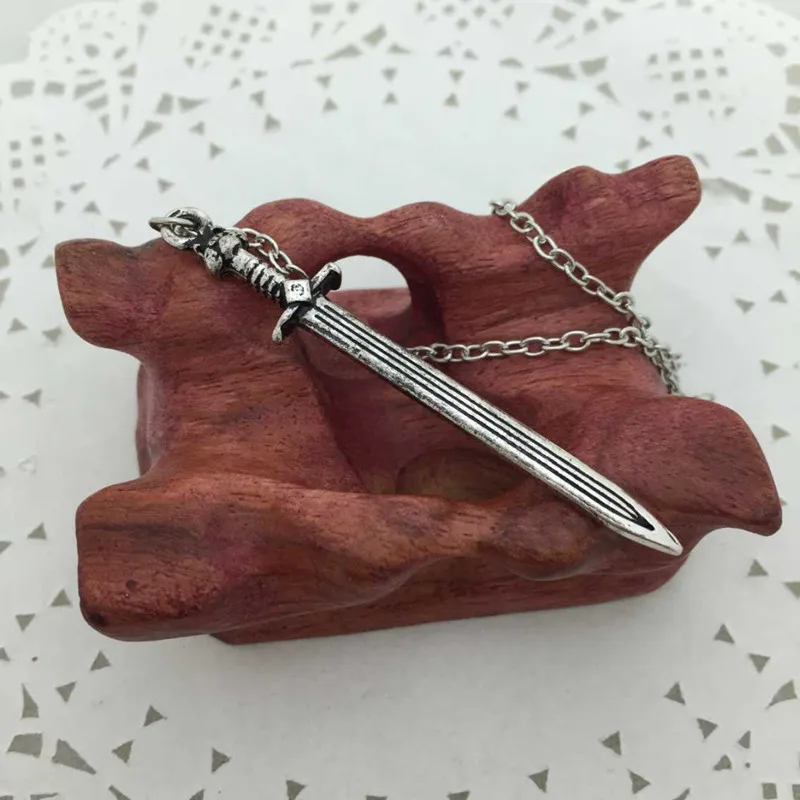 

Medieval sword Necklaces &Pendants Mens sword Pendant Necklace Chain Necklace
