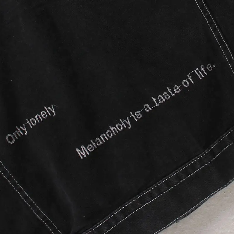 

2021 Women's Black Denim Vest Autumn Winter Turn Down Collar Single Breasted Sleeveless Jacket Pockets English Pattern Vest 1002