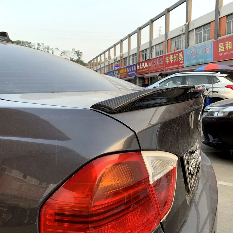 

UBUYUWANT For Bmw E90 Spoiler And E90 M3 Carbon Fiber Rear Trunk Spoiler 318i 320i 325i 330i 2005-2011 E90 Sedan Rear Wing CS