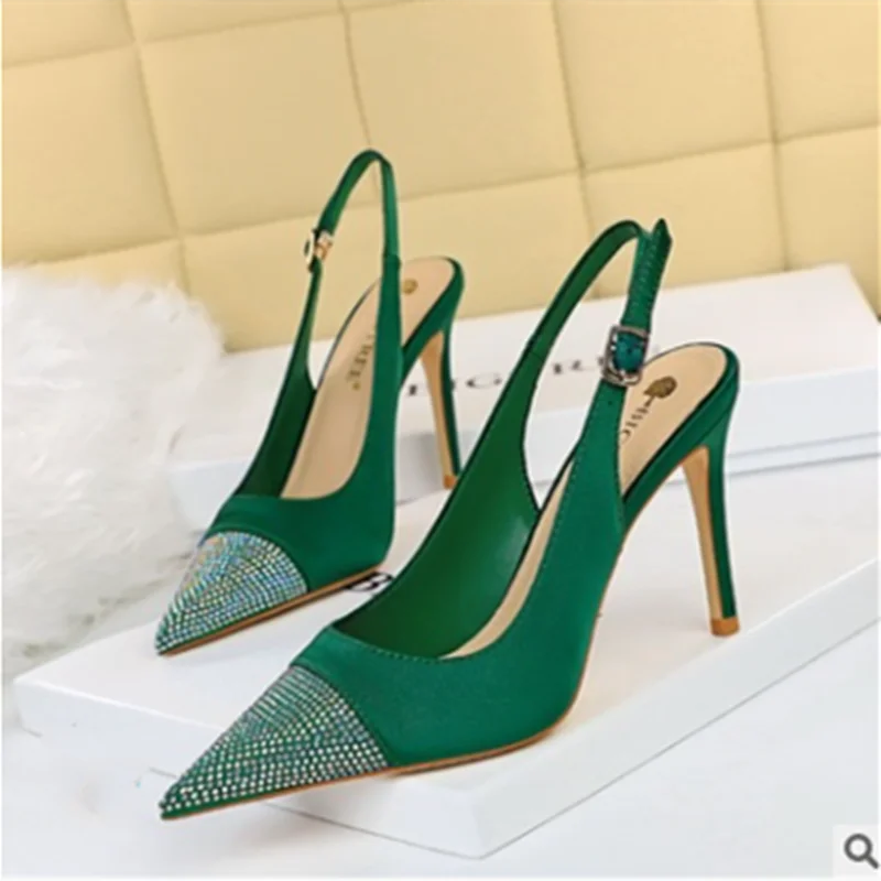 Женские модельные туфли на высоком каблуке шелковые босоножки с пряжкой