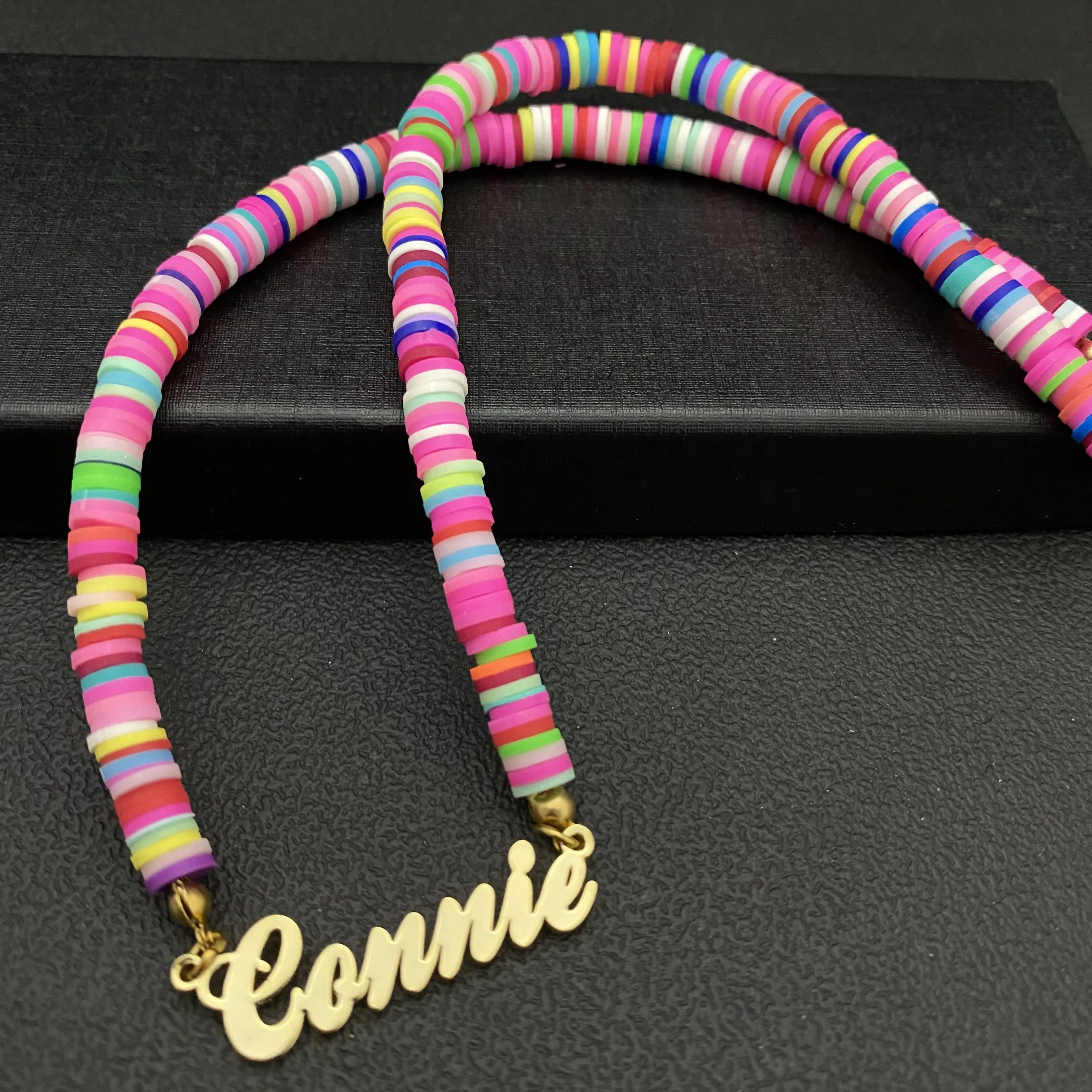 Пляжное ожерелье в богемном стиле чокер из разноцветной глины и бусин Радужный