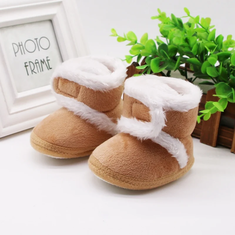 Зимние ботинки для новорожденных; обувь для маленьких девочек с кисточками; очень теплые меховые ботинки для малышей; нескользящие ботинки с мягкой подошвой