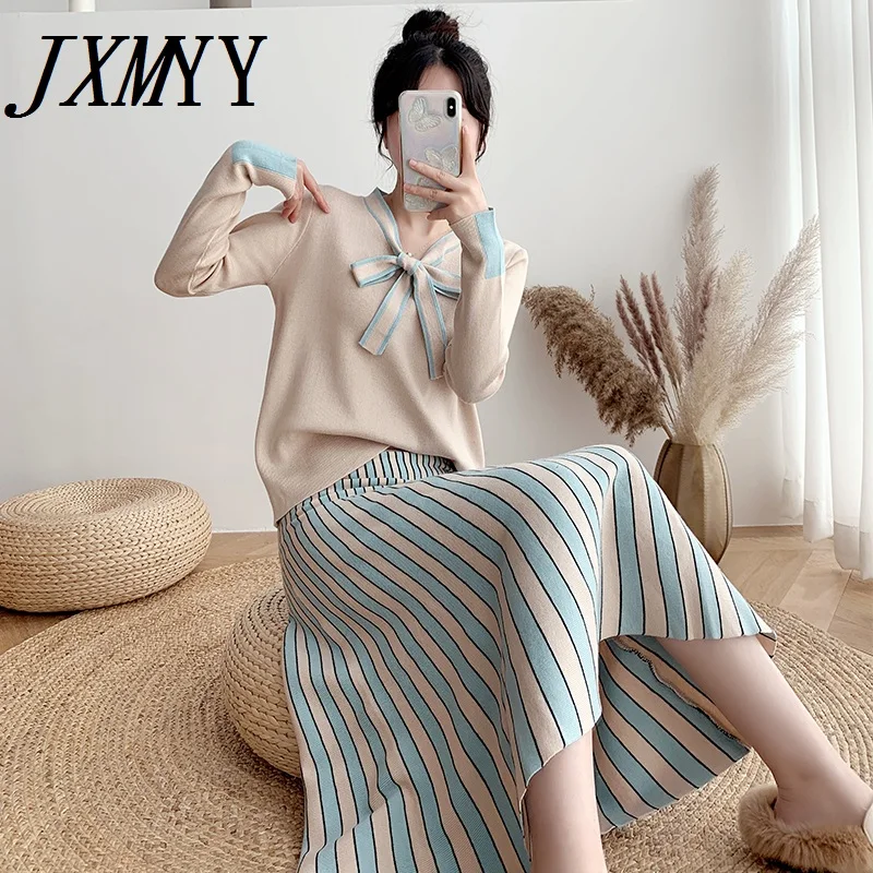 

Французский Трикотажный костюм JXMYY в стиле ретро, осень 2020, новый модный свитер с бантом, юбка выше колена, удобный костюм из двух предметов