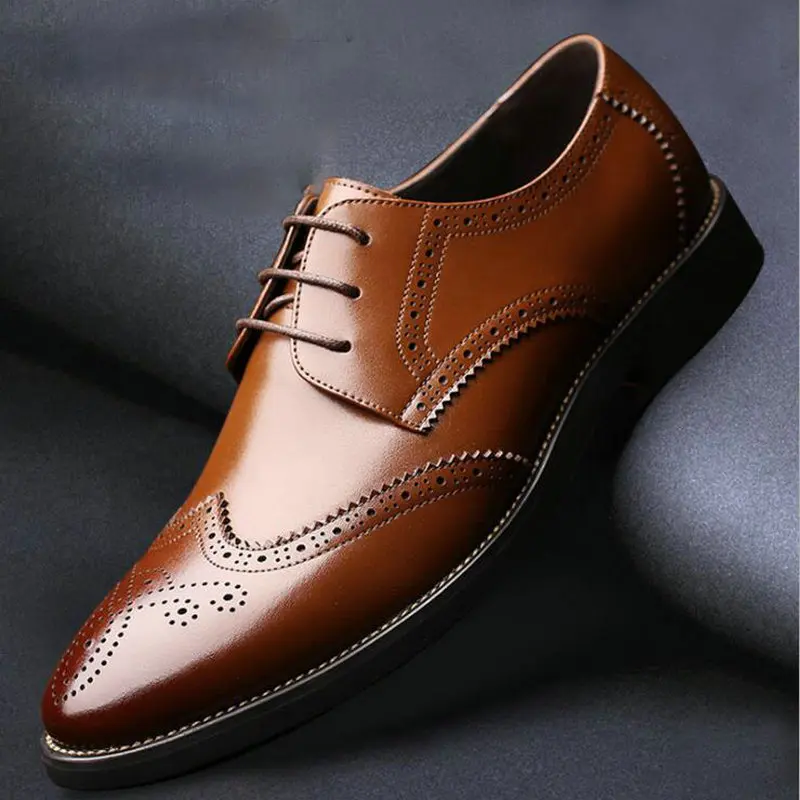 

2019 New Men Luxury Dress Shoes Italian Men Brogue Wedding Lace Up Leather Formal Party Oxfords Pointed Toe Shoes A21-48Z