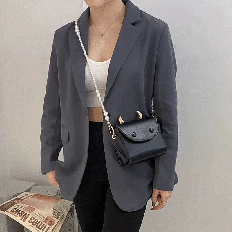 

2021 Mini Fashion Solid Color Chain Shoulder Bag Womens Cow Shape Design Crossbody Bag Cute Popular Small Square Bag For Girl