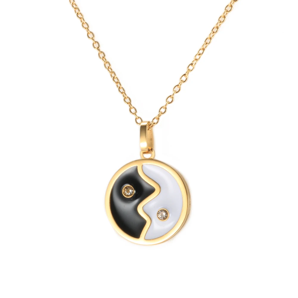 

Fashion 3D Three-dimensional Necklace Black and White Shaped Pattern Titanium Steel Gold-plated Yin Yang Necklace