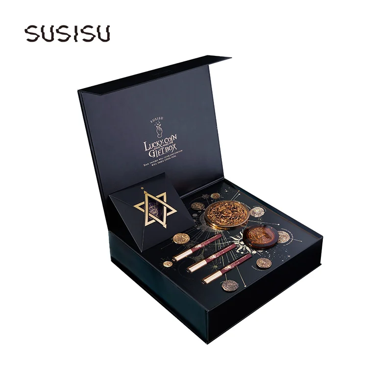 

Cy Lucky Gift Box Gold Coin Eye Shadow Skin Bottom Repair Truncheon Lipstick Holiday Boutique Set