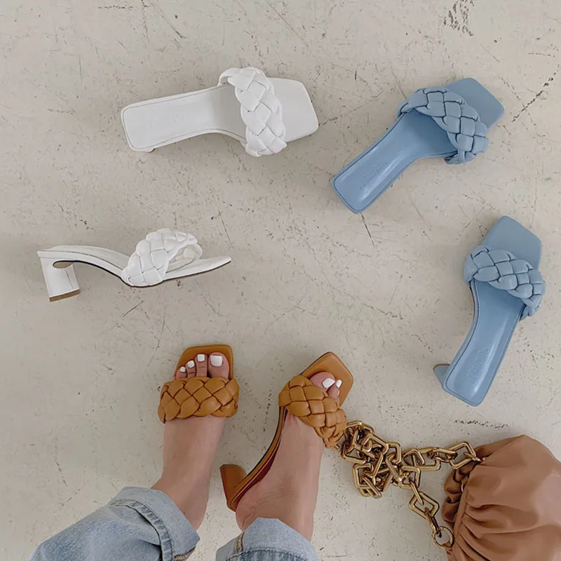 

2021 New Design Weave Slipper Fashion Brand Med Heel Sandals Square Toe Slip On Summer Outdoor Slide Flip Flop Women Shoes Mujer