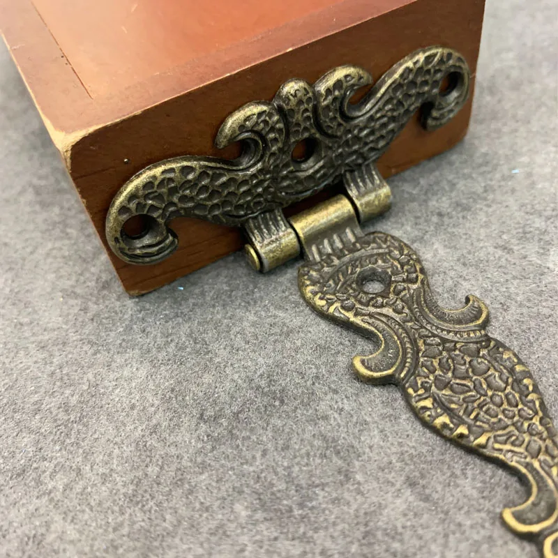 2pcs Cabinet Door Butt Hinges Vintage Brass Plated Large Hinge Big Decorative Jewelry Wooden Box Furniture Fittings 113*69mm |