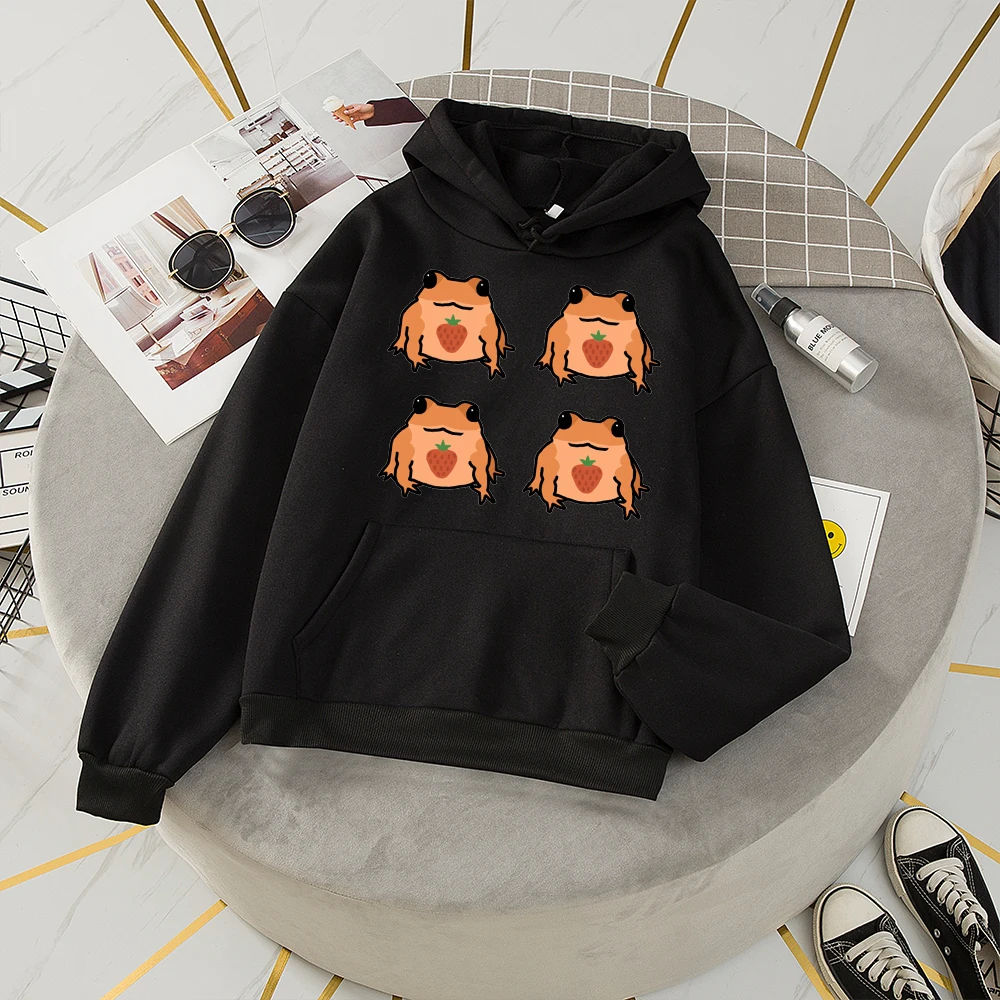 

Women Korean Long Sleeve Oversized Streetwear Pullover Sweatshirts Kpop Clothes Tops Harajuku Strawberry Frog Cartoon Hoodie