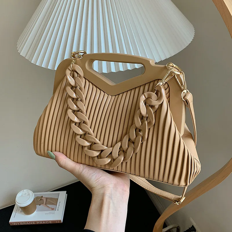 

Top Brand Triangle Handbag Designer Pleated Shoulder Bag for Women Clutch Purses High Quality Crossbody Bag Satchels Hobo Bags