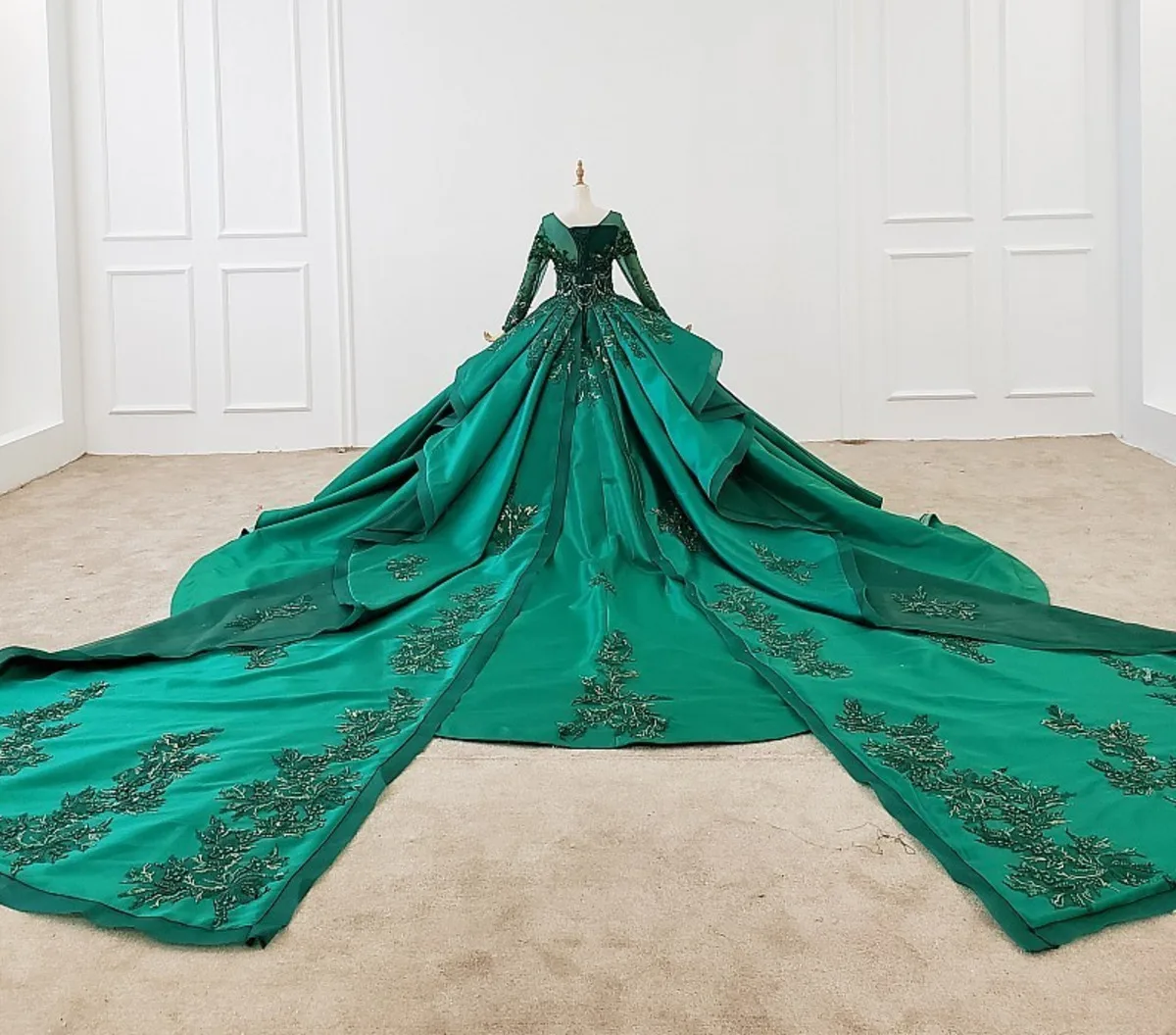 Королевское зеленое праздничное платье с круглым вырезом и длинным рукавом из