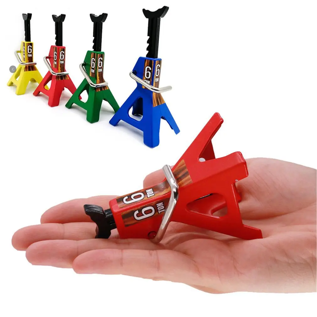

6 Ton Scale Metal Simulation Height Jack Stand Repair Tool for 1/10 D90 Axial Wraith SCX10 Crawler RC Off-road Car