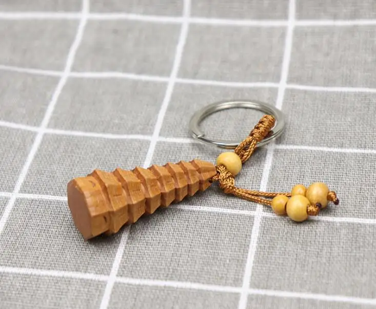 Оптовая продажа трехмерные гравировальные брелоки со знаками из красного дерева