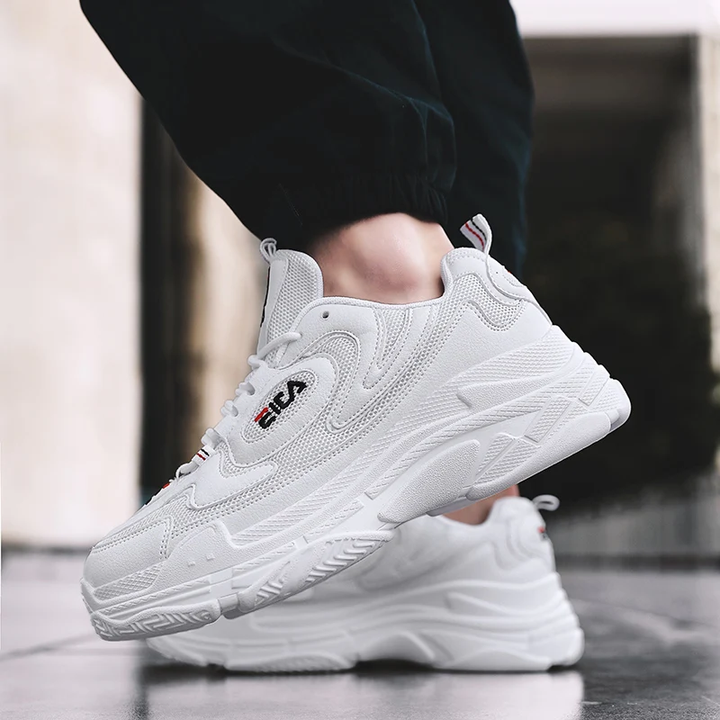 Оригинальные мужские кроссовки для бега белые с амортизацией на платформе