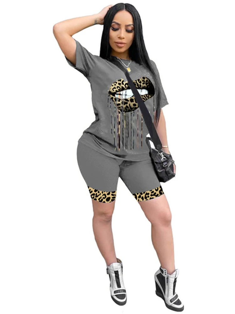 

Leopard Print Summer Set Women Sexy Two Piece Sets Short Sleeve Lips Graphic Tee Stylish Streetwear Casual Tracksuit Shorts Sets