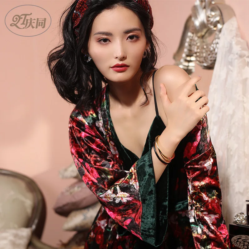 Новинка 2019 золотистые бархатные пижамы 3 предмета Осенние милые уличные