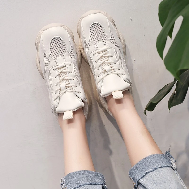 

Training Sneakers Women Running Shoes Outdoor Female Lace Up Black White Mesh Brand Sport Autumn Woman Platform Girls Shoes